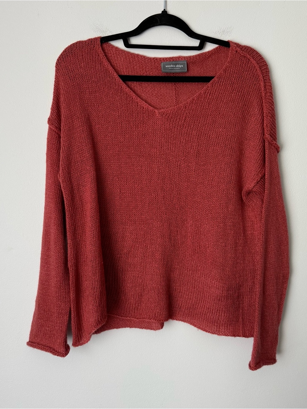 Wooden Ships Women's V-Neck Sweater - Rose